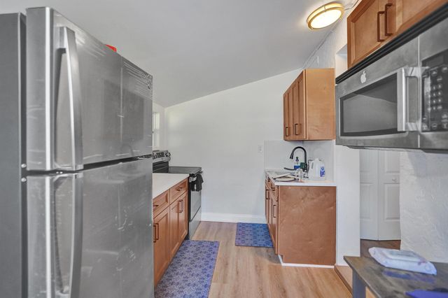 5604 Garden Avenue, West Palm Beach, FL 33405