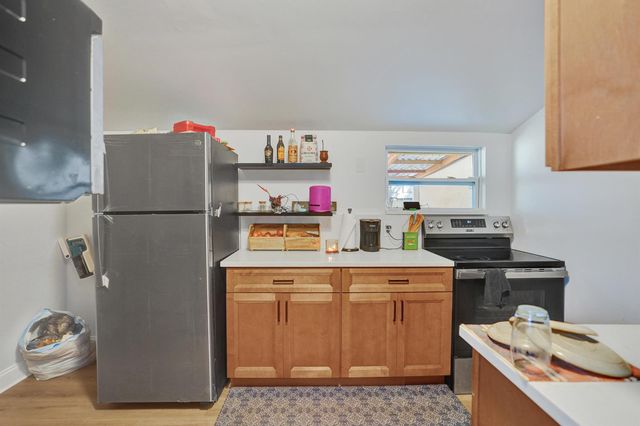 5604 Garden Avenue, West Palm Beach, FL 33405