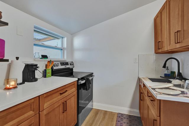 5604 Garden Avenue, West Palm Beach, FL 33405