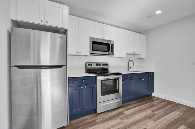 5604 Garden Avenue, West Palm Beach, FL 33405