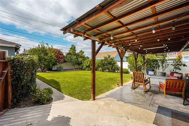 1334 E Collins, Orange, CA 92867