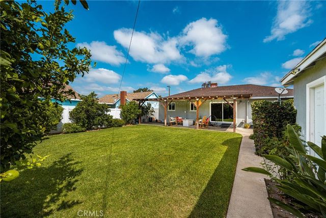 1334 E Collins, Orange, CA 92867