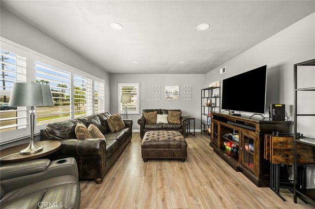 1334 E Collins, Orange, CA 92867