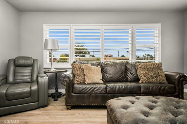 1334 E Collins, Orange, CA 92867