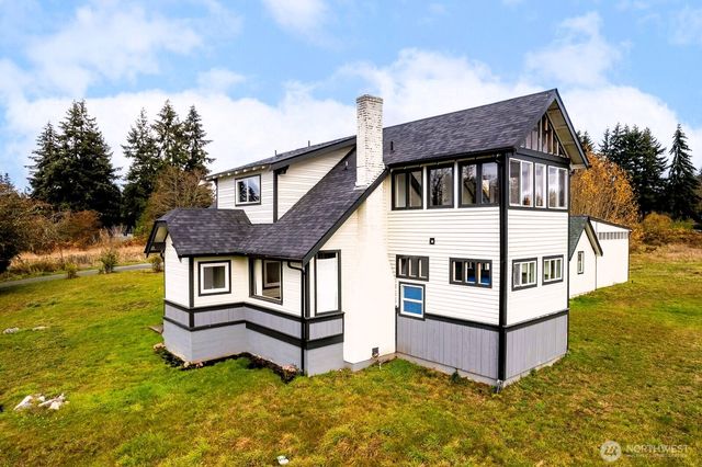 24507 Meridian Avenue E, Graham, WA 98338