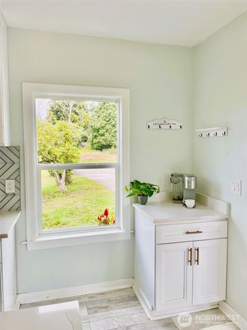 24507 Meridian Avenue E, Graham, WA 98338
