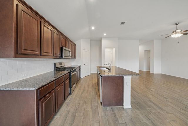 5652 Huffines Boulevard, Royse City, TX 75189