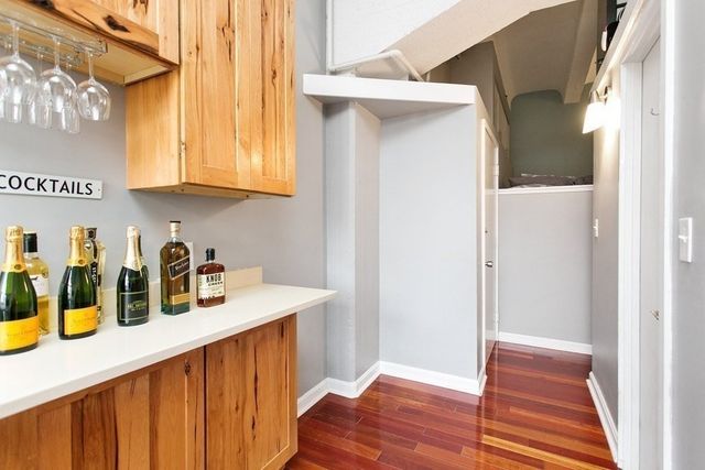 12 Stoneholm 426, Boston, MA 02115