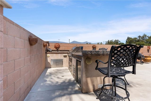 2196 Stocker Street, Pomona, CA 91767