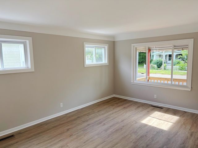 1118 Simcoe Avenue, Flint, MI 48507