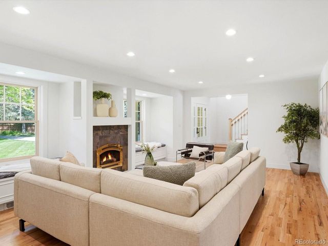 8140 Meadowdale Ct, Longmont, CO 80503