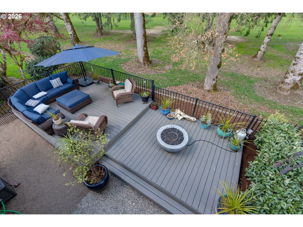 Image 41 of property listing at 1827 Nw DORAL St, Mc Minnville, OR 97128