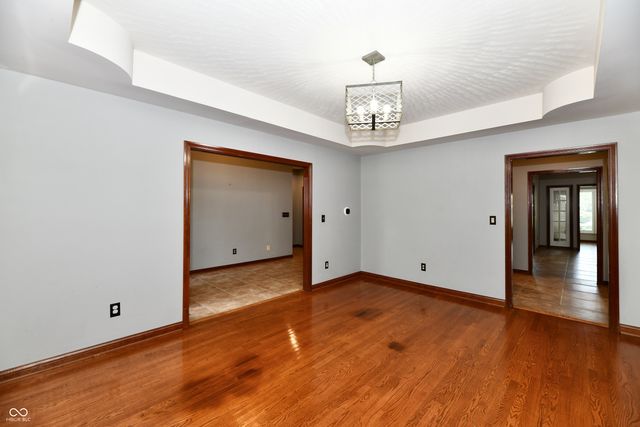 1324 Eagle Valley Drive, Greenwood, IN 46143