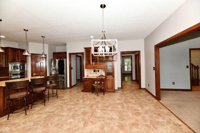1324 Eagle Valley Drive, Greenwood, IN 46143
