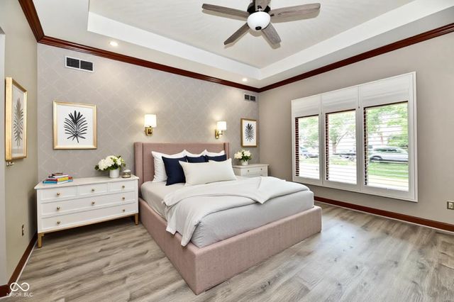 1324 Eagle Valley Drive, Greenwood, IN 46143