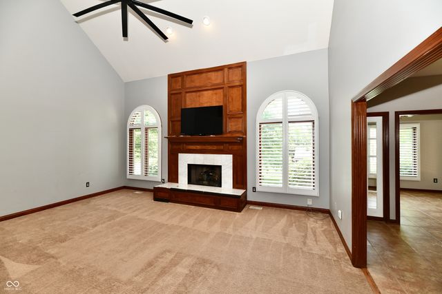 1324 Eagle Valley Drive, Greenwood, IN 46143