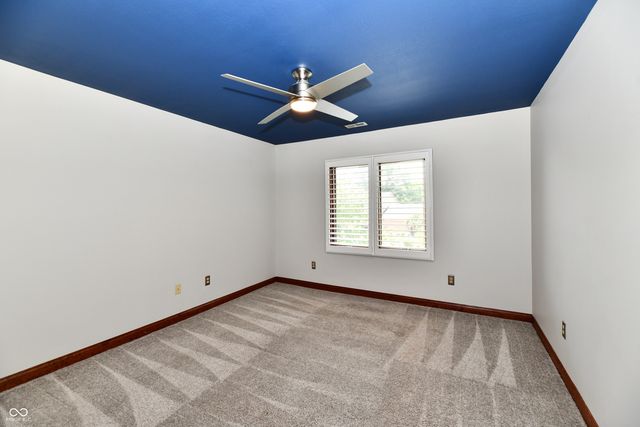 1324 Eagle Valley Drive, Greenwood, IN 46143