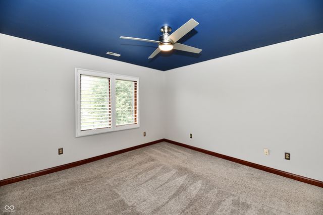 1324 Eagle Valley Drive, Greenwood, IN 46143