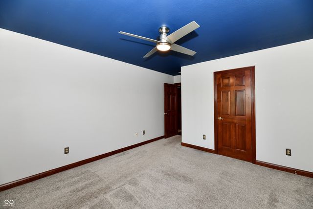 1324 Eagle Valley Drive, Greenwood, IN 46143