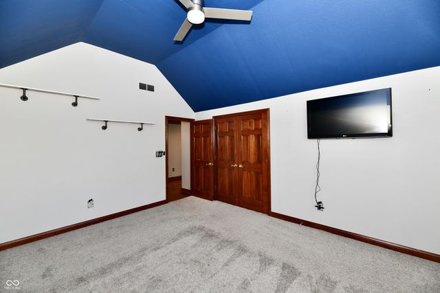 1324 Eagle Valley Drive, Greenwood, IN 46143