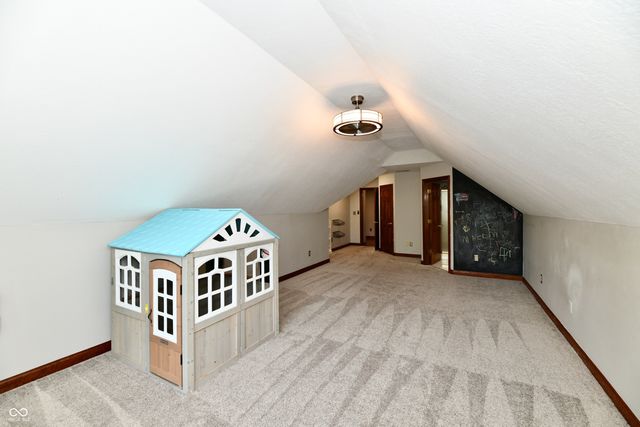 1324 Eagle Valley Drive, Greenwood, IN 46143