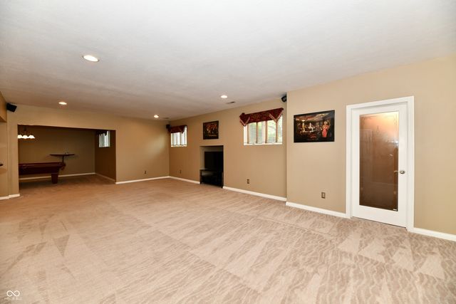 1324 Eagle Valley Drive, Greenwood, IN 46143