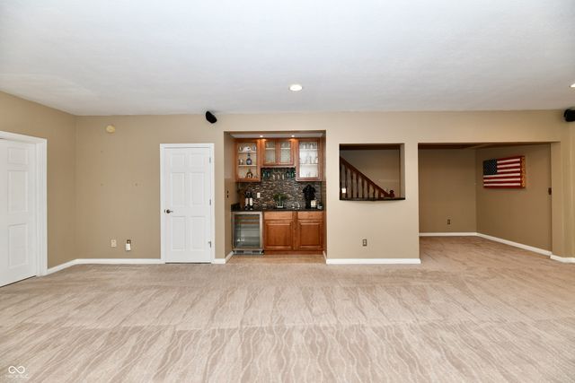 1324 Eagle Valley Drive, Greenwood, IN 46143