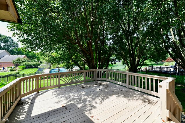 1324 Eagle Valley Drive, Greenwood, IN 46143