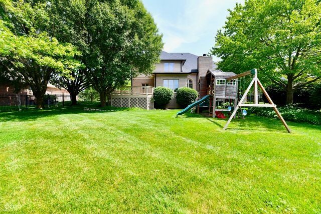 1324 Eagle Valley Drive, Greenwood, IN 46143