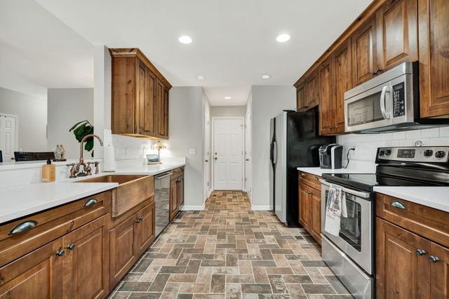 7534 Gawain Path, Ooltewah, TN 37363