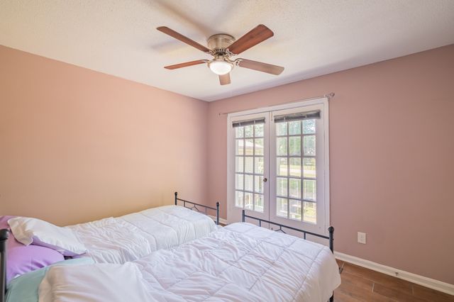 639 Sunburst Dr, Mcminnville, TN 37110