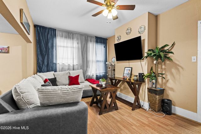 805 Hunter Street, Elizabeth City, NC 27909