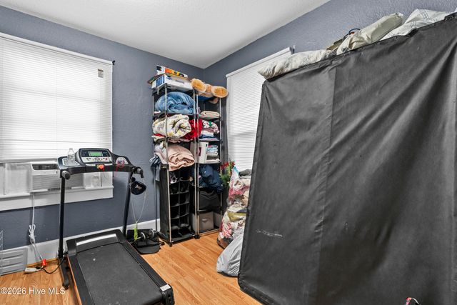 805 Hunter Street, Elizabeth City, NC 27909