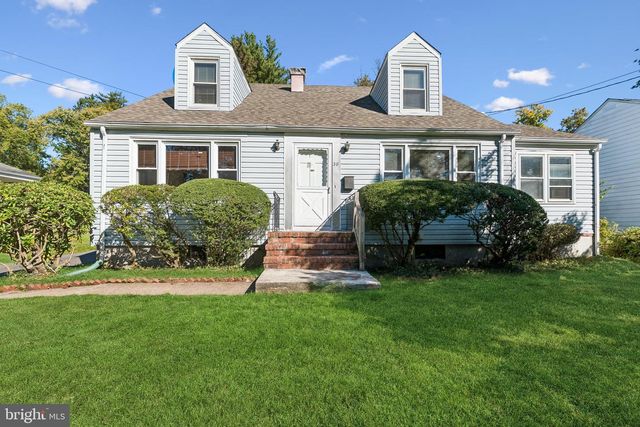38 CHAUNCEY AVE, Ewing, NJ 08638