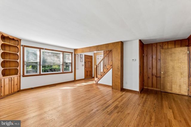 38 CHAUNCEY AVE, Ewing, NJ 08638