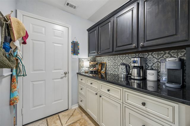7918 Enclave Way, Dallas, TX 75218