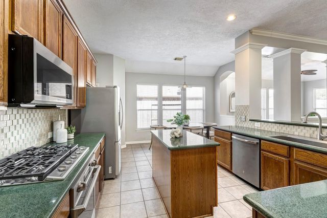 1299 Ocean Manor Lane, League City, TX 77573