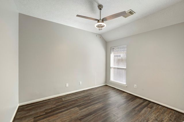 1299 Ocean Manor Lane, League City, TX 77573