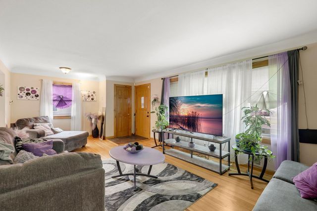 5918 Xerxes Avenue N, Brooklyn Center, MN 55430