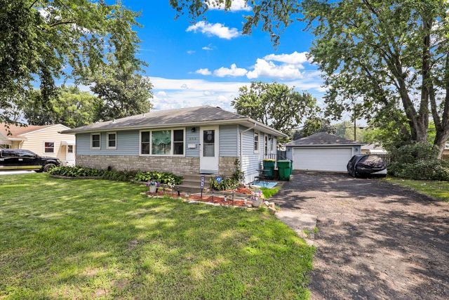 5918 Xerxes Avenue N, Brooklyn Center, MN 55430