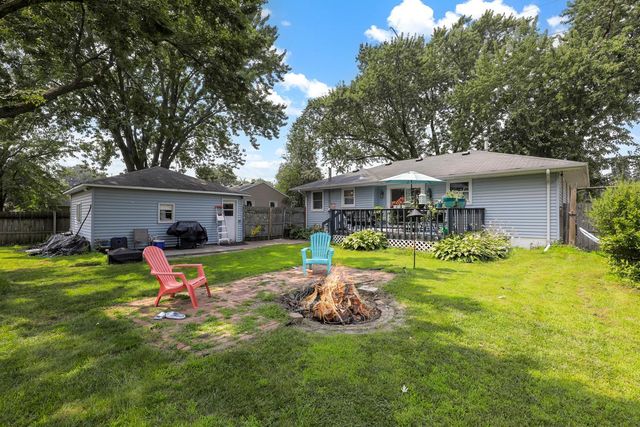 5918 Xerxes Avenue N, Brooklyn Center, MN 55430