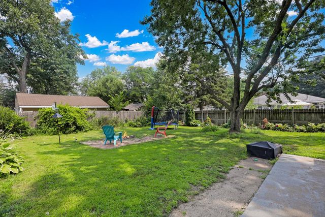 5918 Xerxes Avenue N, Brooklyn Center, MN 55430