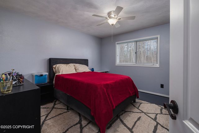 2871 E Fairview Loop, Wasilla, AK 99654