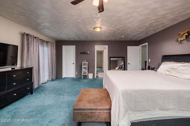 2871 E Fairview Loop, Wasilla, AK 99654