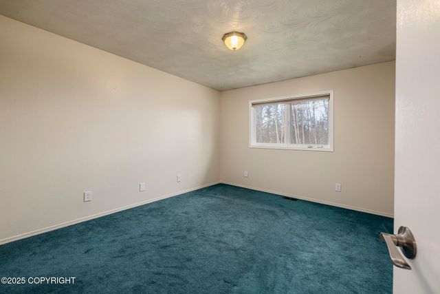 2871 E Fairview Loop, Wasilla, AK 99654