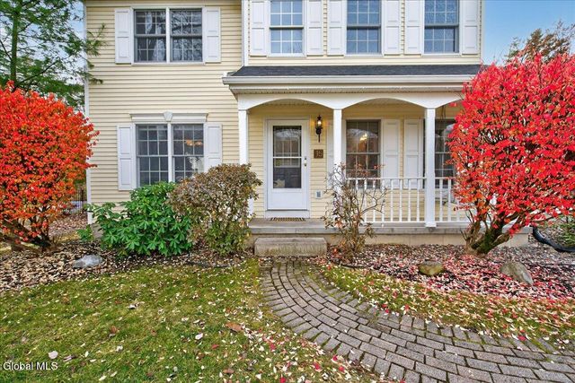 15 Coneflower Court, Malta, NY 12020