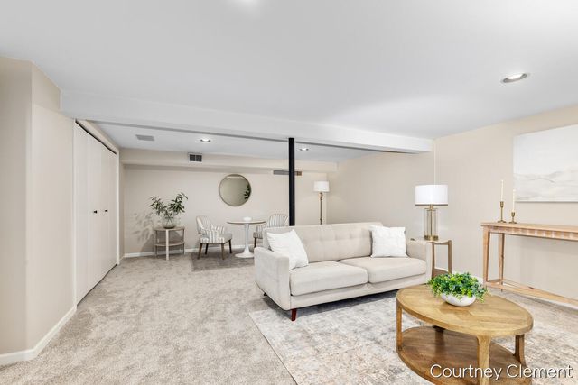 3551 Auburn Avenue, Grand Rapids, MI 49525