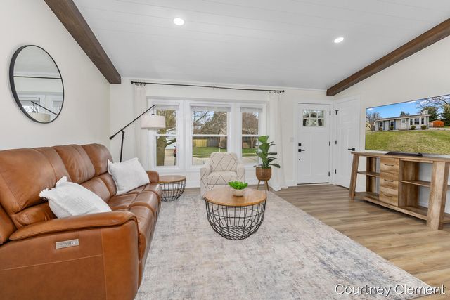 3551 Auburn Avenue, Grand Rapids, MI 49525