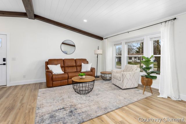 3551 Auburn Avenue, Grand Rapids, MI 49525