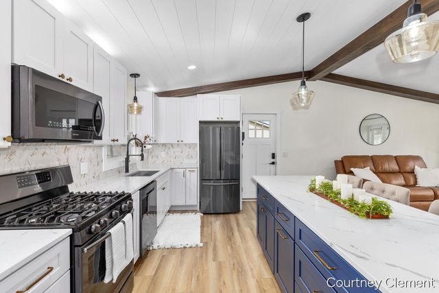 3551 Auburn Avenue, Grand Rapids, MI 49525